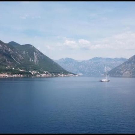 Lovely Apartment Jovan 3,With A View Of The Bay And Free Wi-Fi Kotor Buitenkant foto