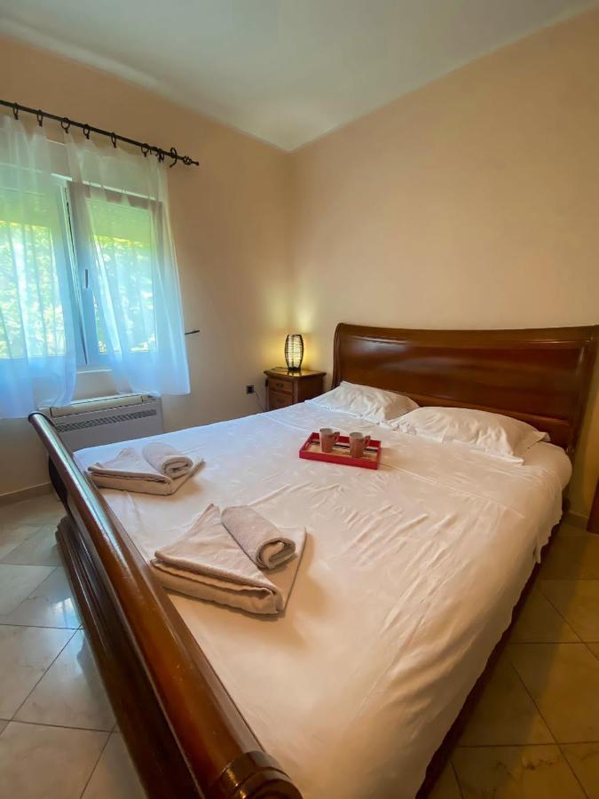 Lovely Apartment Jovan 3,With A View Of The Bay And Free Wi-Fi Kotor Buitenkant foto